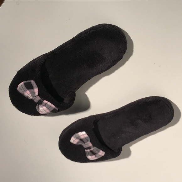 Victoria's Secret Slippers - Picture 3 of 8